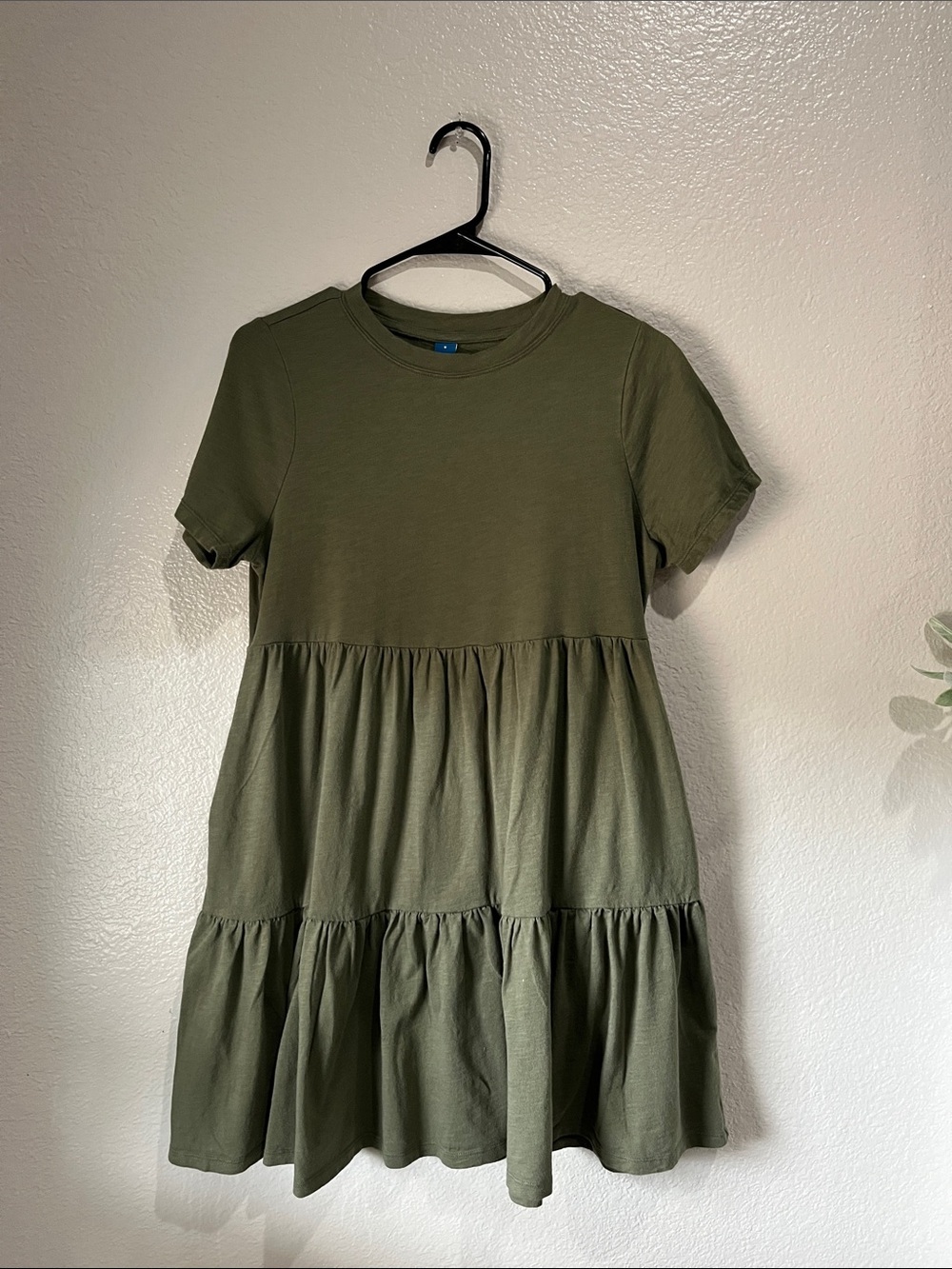 Old Navy Olive Green Short Sleeve tiered mini Dress Sz S boho Casual Summer